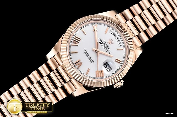 0512 RDD0218A – DayDate 40mm Casual 690